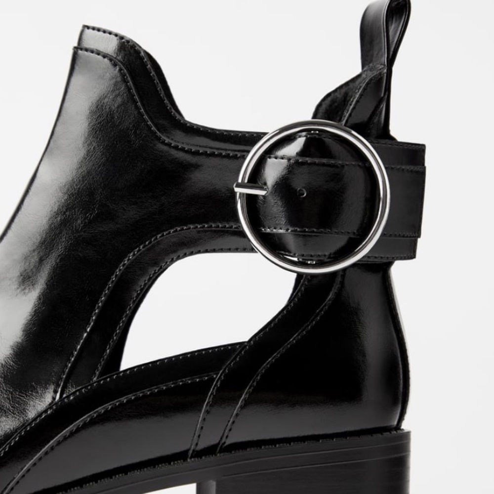 LOW -HEEL CUT-OUT ANKLE BOOTS WITH BUCKLE DETAIL - Picture 3 of 8